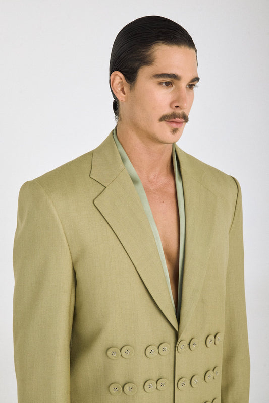 Traje Amero